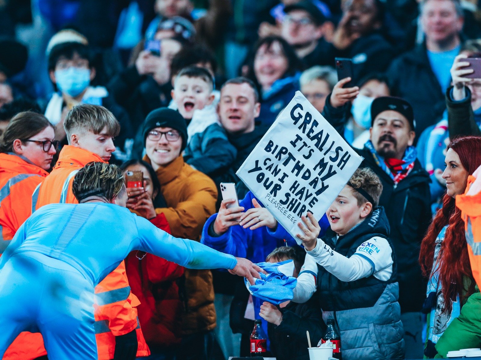 时刻能挺身 时刻能挺身